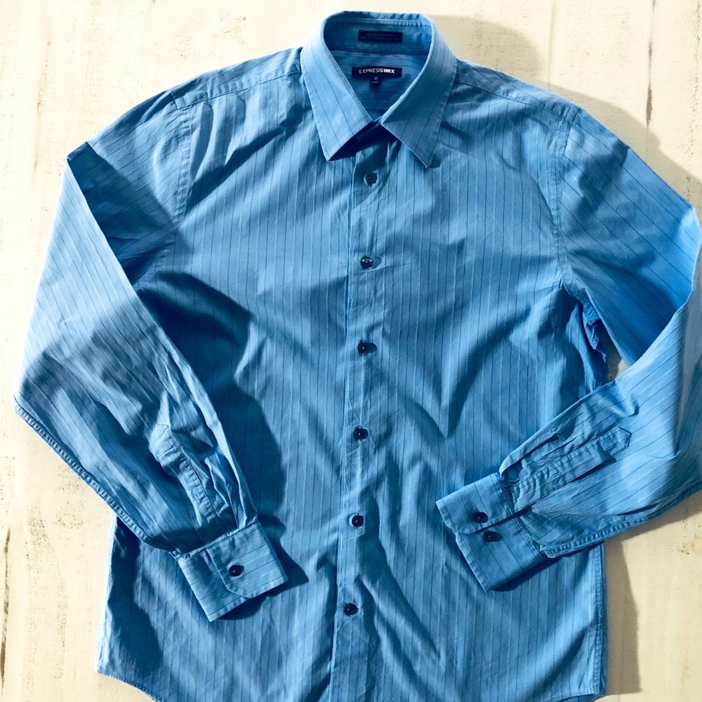 Express 1MX Modern Fit Blue Button Down w/Thin Black Vertical Stripes M15-15 1/2